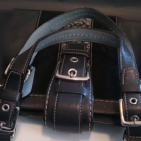 Coach - Picture 7 of 12